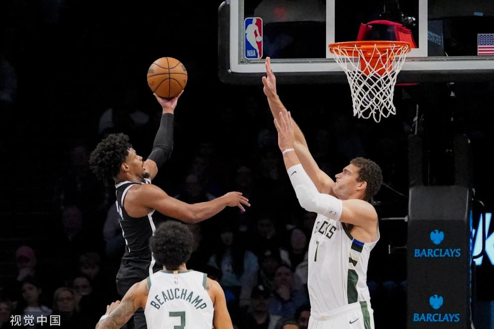 人瞩目的交 人瞩目的交